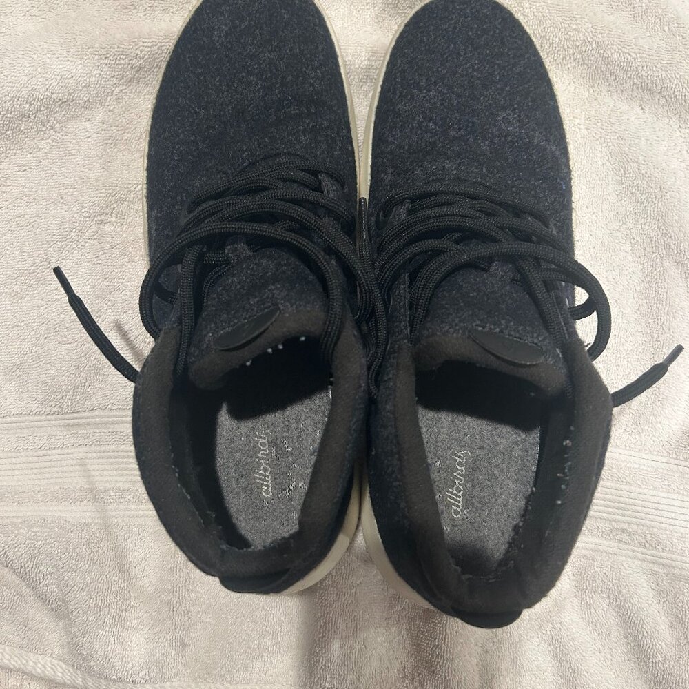Men's Allbird Wool Runners Mid in Navy Blue Size 13